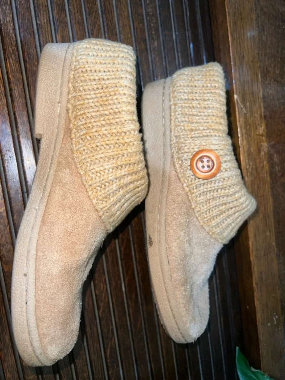Clarks‎ Women's Tan Suede Ankle Booties with Knit Cuff